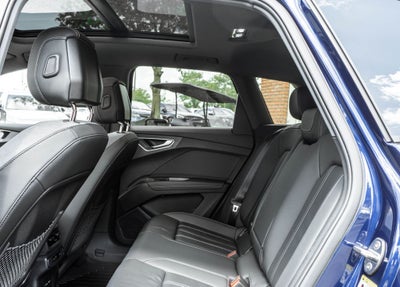 2024 Audi Q4 e-tron Premium Plus quattro