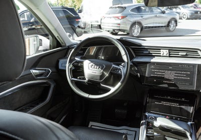 2021 Audi e-tron Prestige quattro