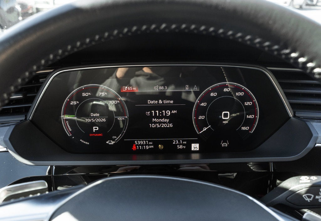 2021 Audi e-tron Prestige quattro