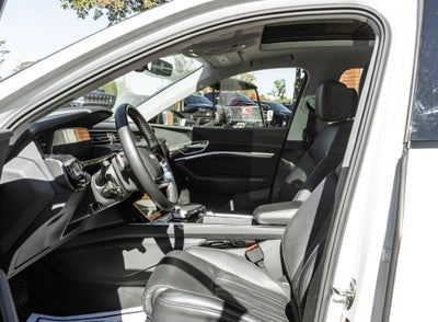 2021 Audi e-tron Prestige quattro