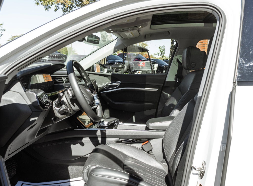 2021 Audi e-tron Prestige quattro