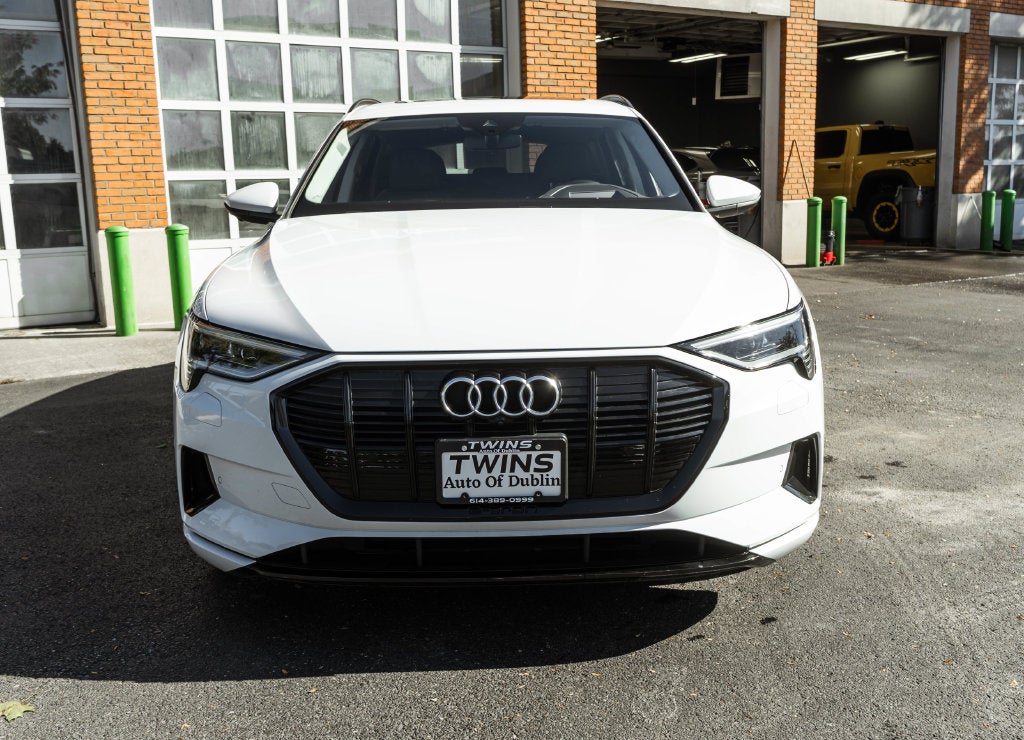 2021 Audi e-tron Prestige quattro