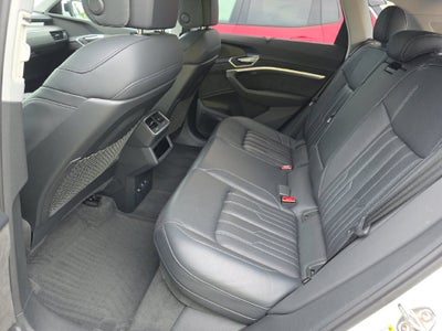 2021 Audi e-tron Prestige quattro
