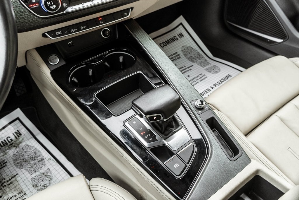 2023 Audi A4 45 S line Premium Plus quattro