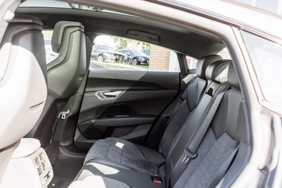 2022 Audi e-tron GT Premium Plus quattro