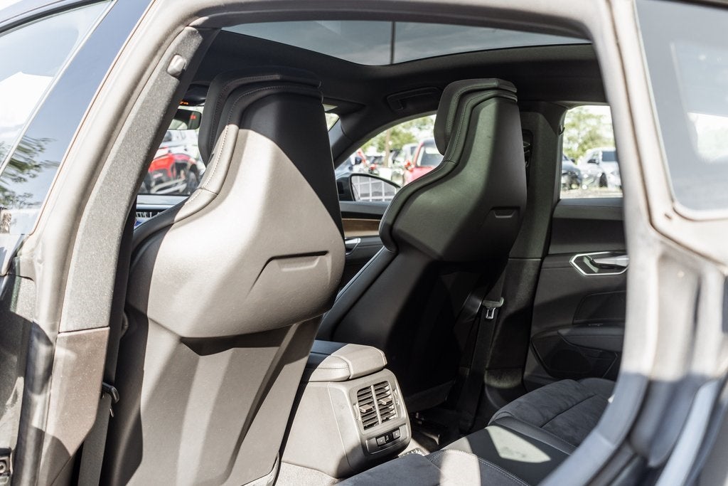 2022 Audi e-tron GT Premium Plus quattro