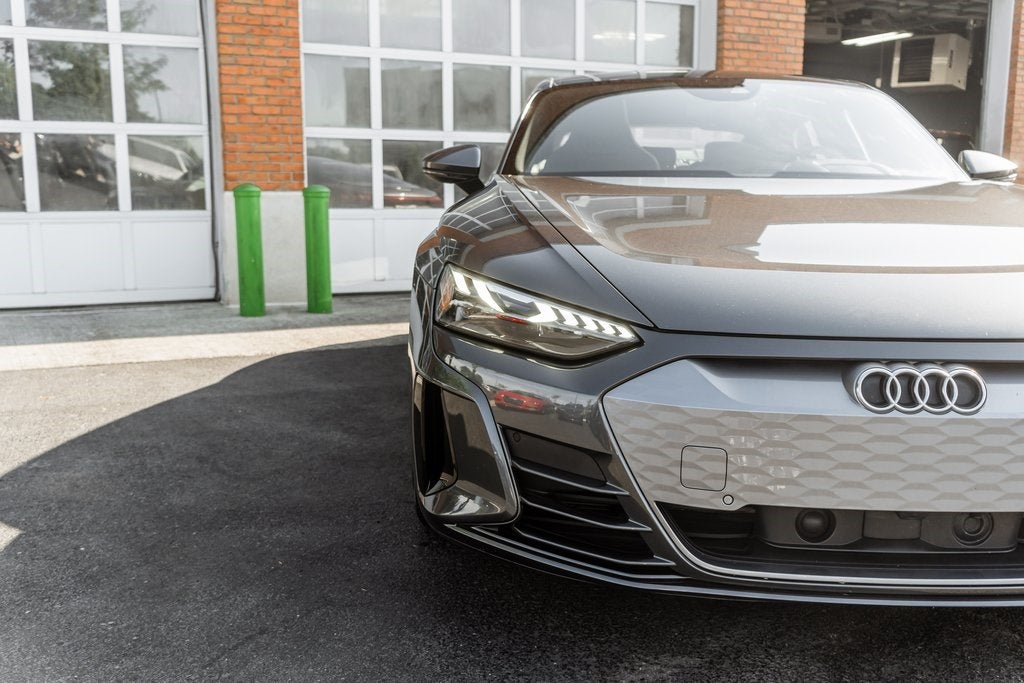 2022 Audi e-tron GT Premium Plus quattro