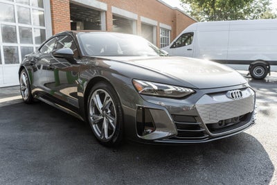 2022 Audi e-tron GT Premium Plus quattro