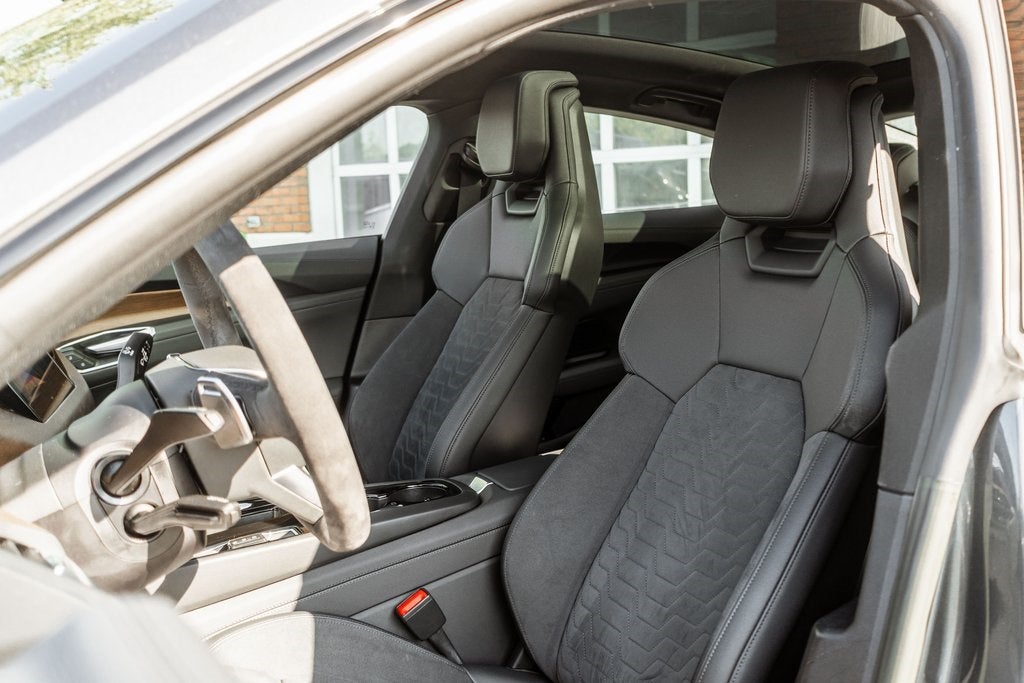 2022 Audi e-tron GT Premium Plus quattro