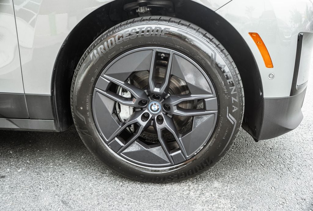 2024 BMW iX xDrive50