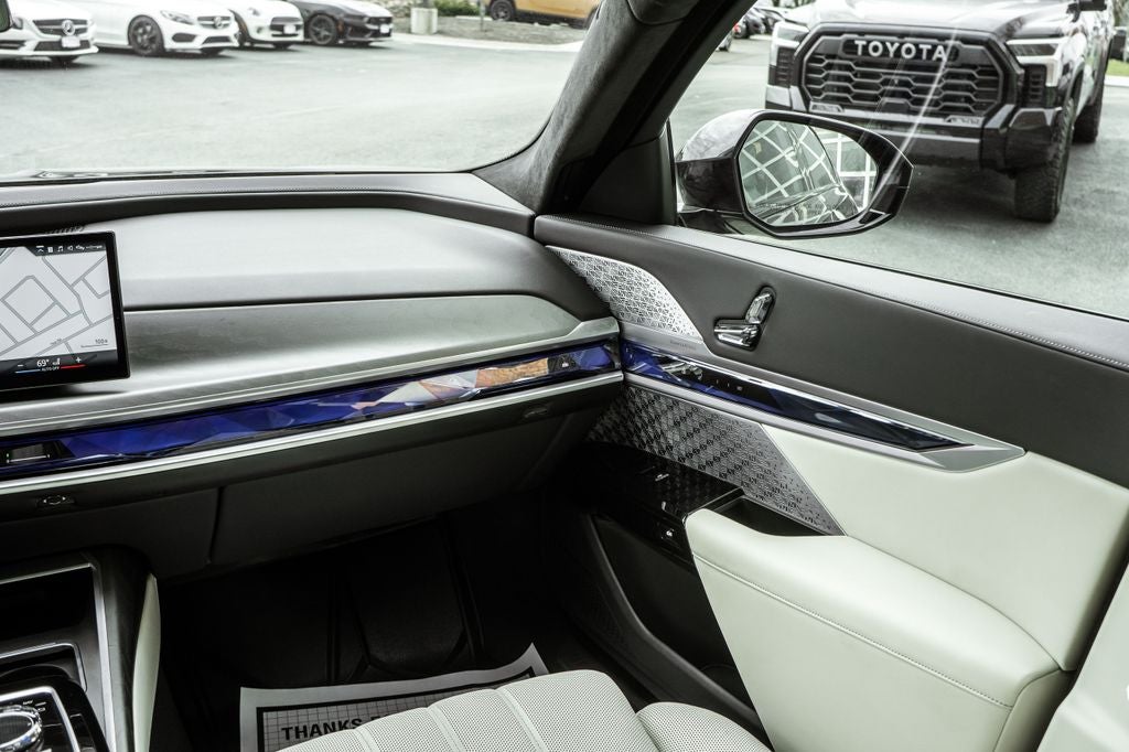 2023 BMW 7 Series 760i xDrive