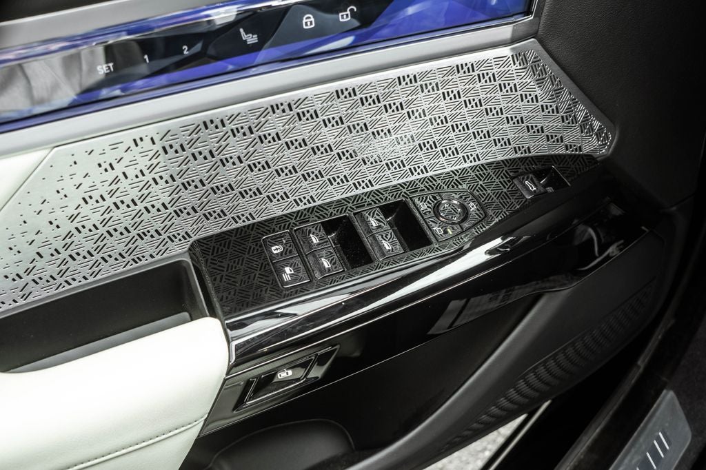 2023 BMW 7 Series 760i xDrive