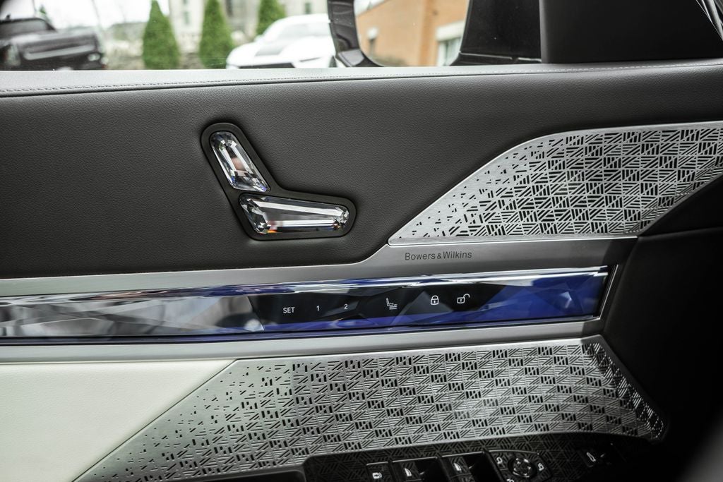 2023 BMW 7 Series 760i xDrive