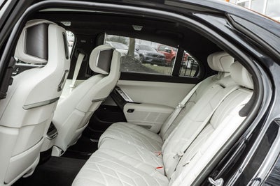 2023 BMW 7 Series 760i xDrive