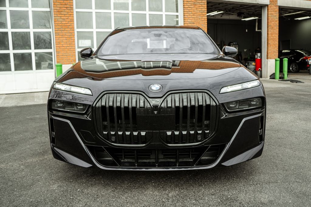 2023 BMW 7 Series 760i xDrive