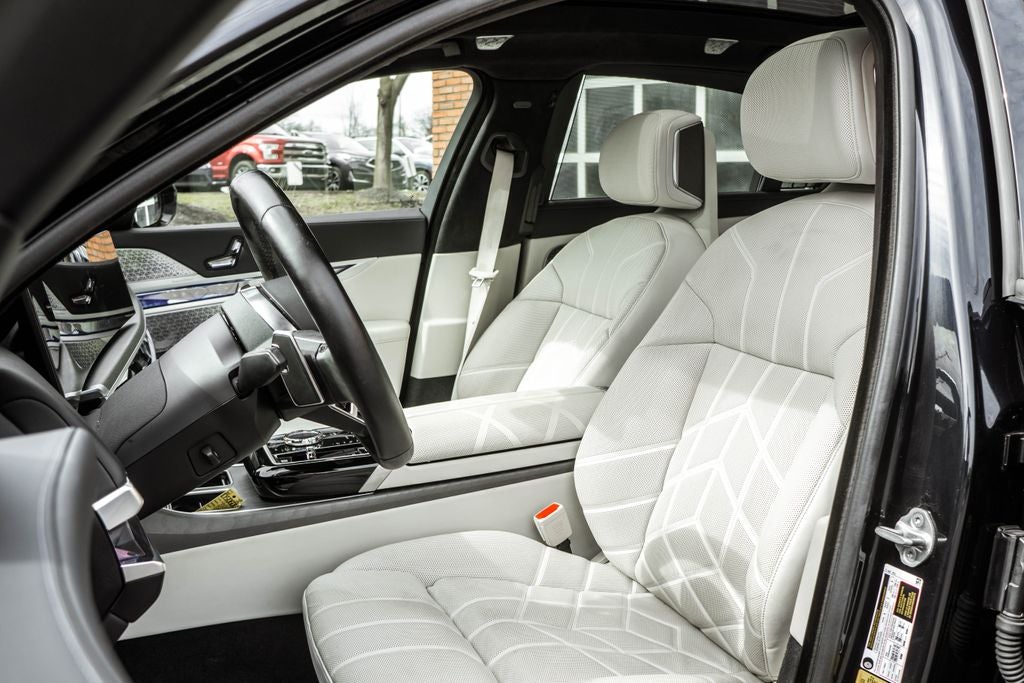 2023 BMW 7 Series 760i xDrive