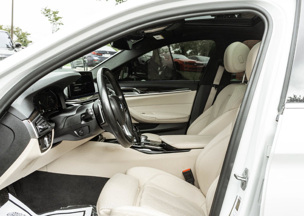 2021 BMW 5 Series 530i
