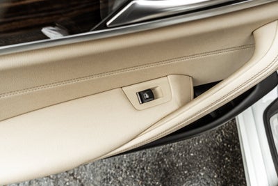 2021 BMW 5 Series 530i