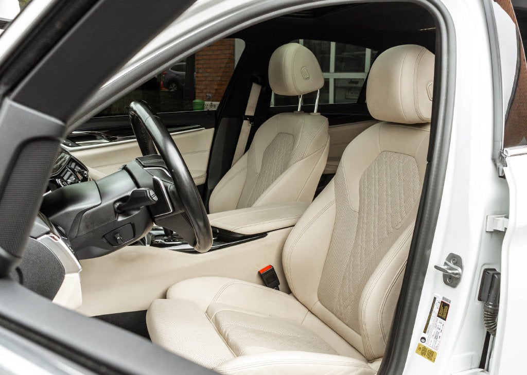 2021 BMW 5 Series 530i