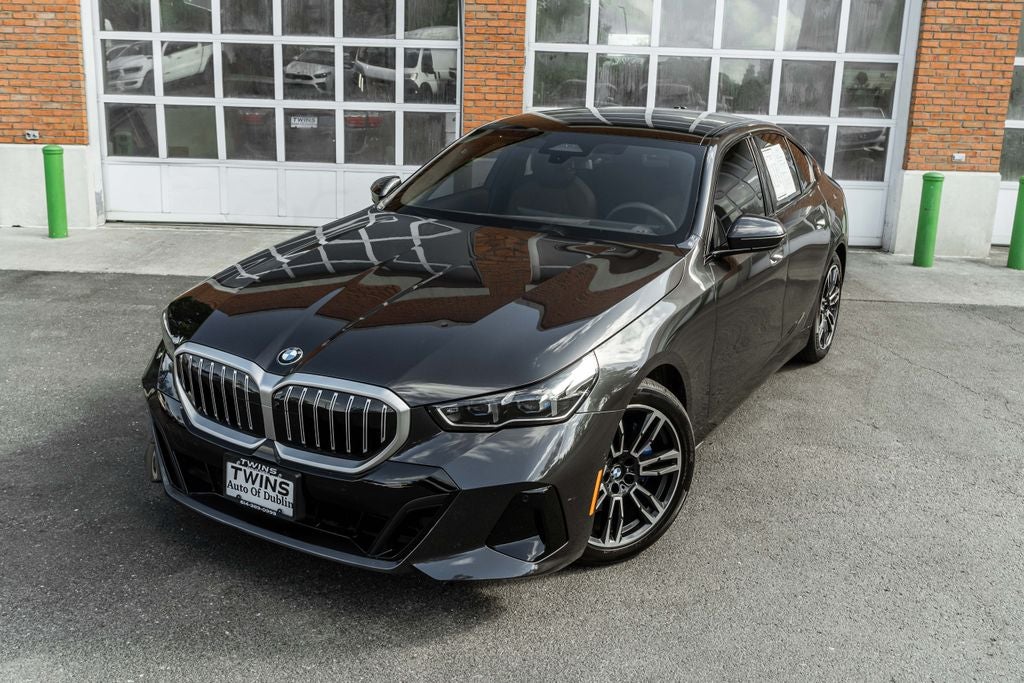 2026 BMW 5 Series 530i xDrive