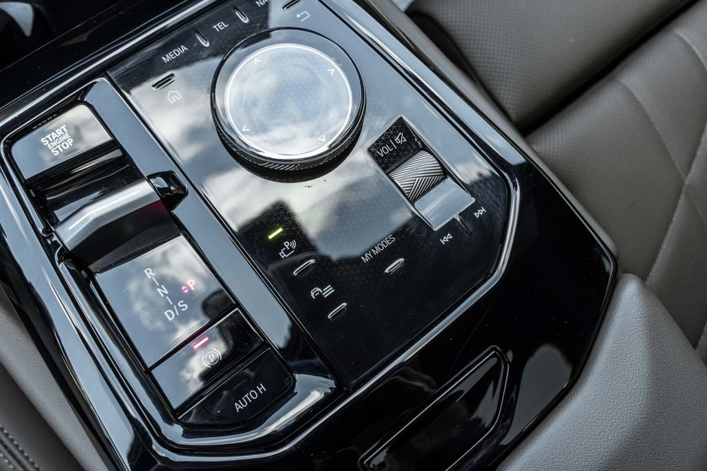 2026 BMW 5 Series 530i xDrive