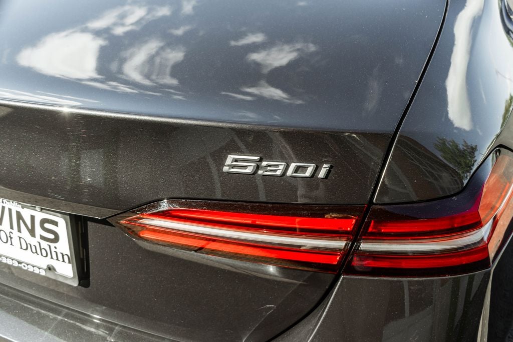 2026 BMW 5 Series 530i xDrive
