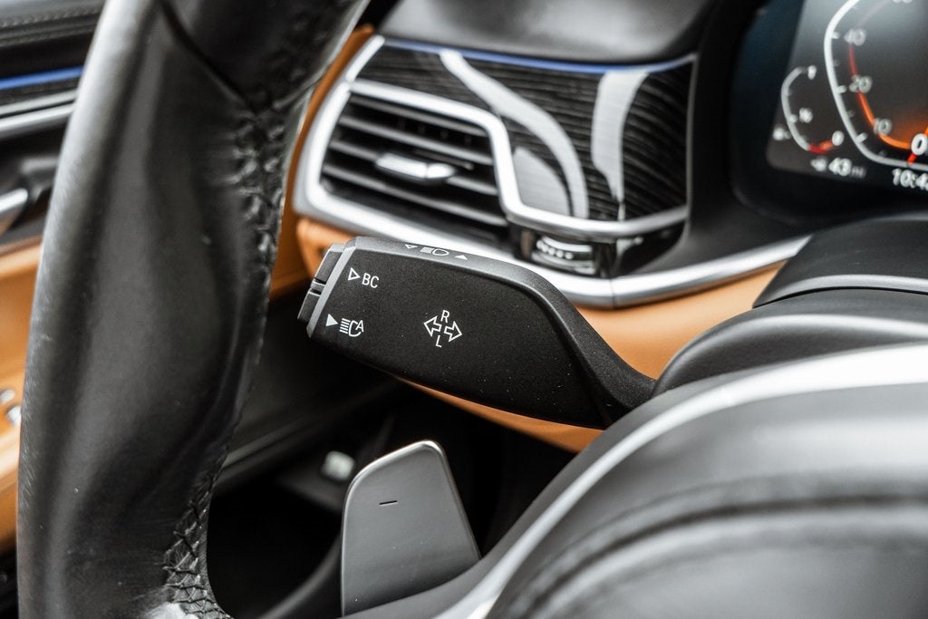 2022 BMW 7 Series 750i xDrive