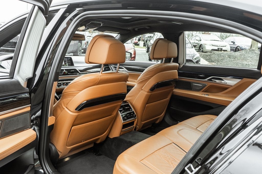 2022 BMW 7 Series 750i xDrive