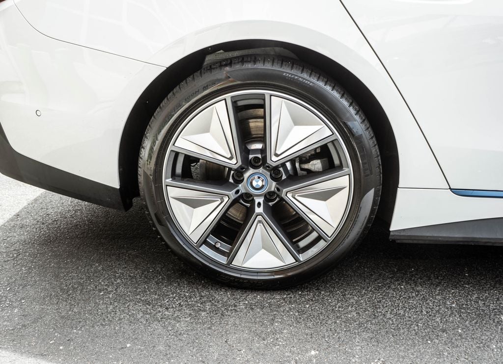 2023 BMW i4 eDrive35