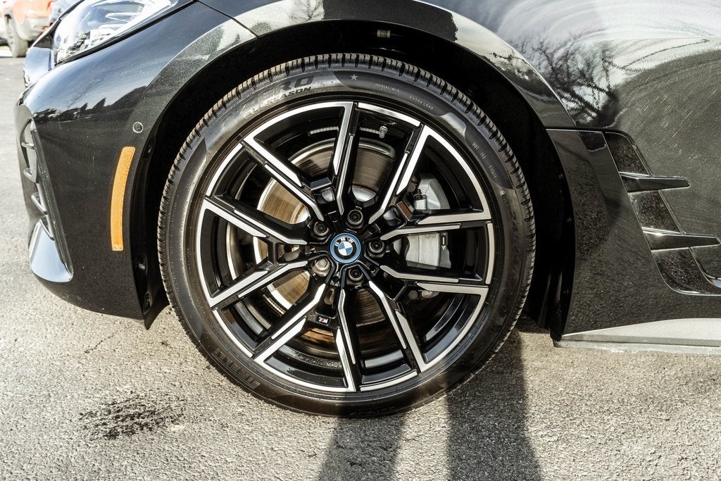 2024 BMW i4 xDrive40 M SPORT