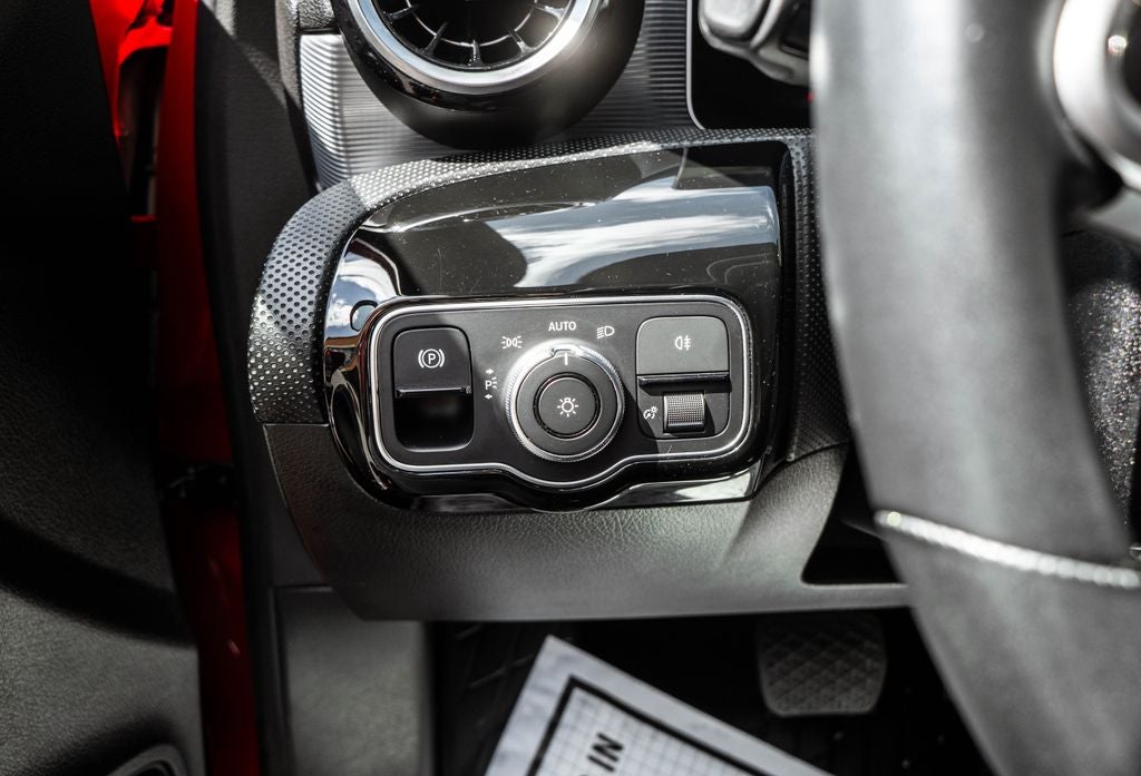 2020 Mercedes-Benz A-Class A 220 4MATIC®