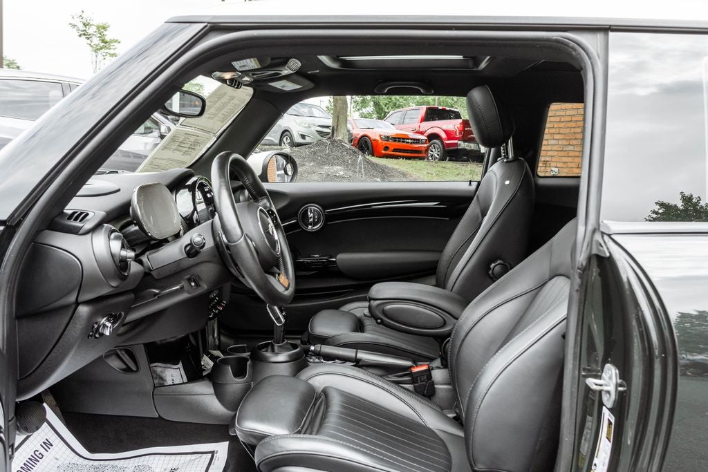 2023 MINI Cooper S Base