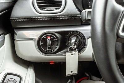 2017 Porsche 718 Cayman Base