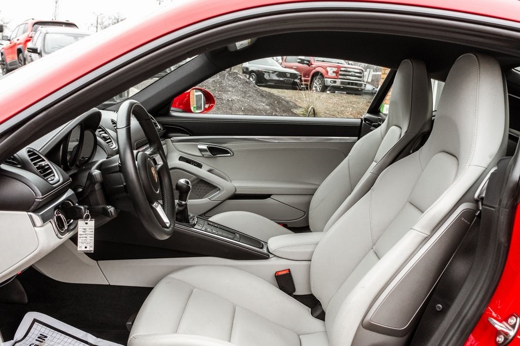 2017 Porsche 718 Cayman Base