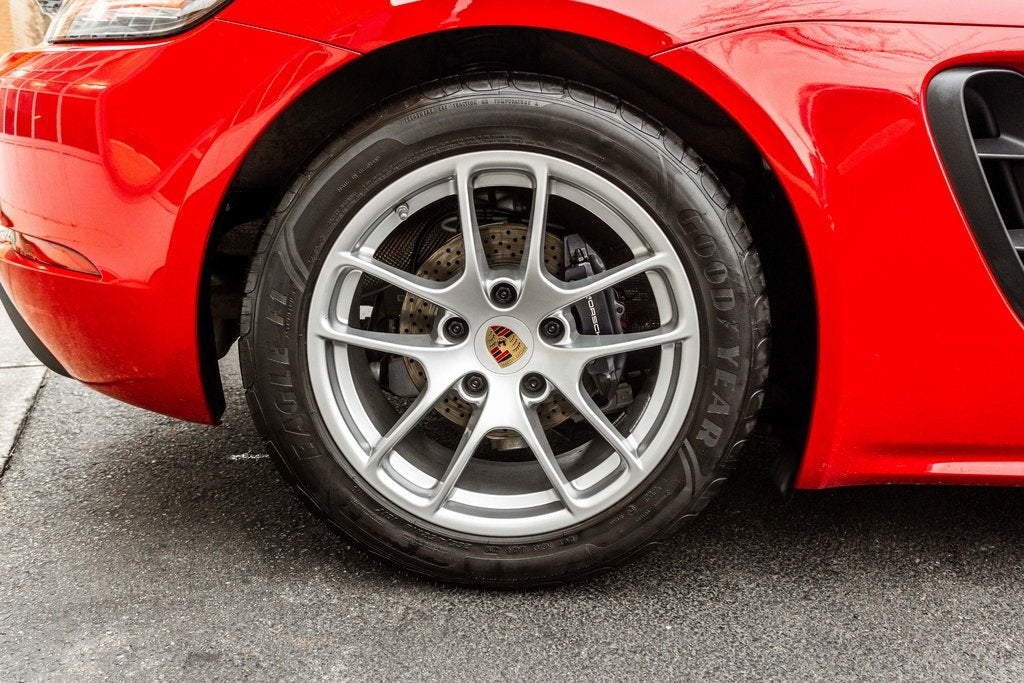 2017 Porsche 718 Cayman Base