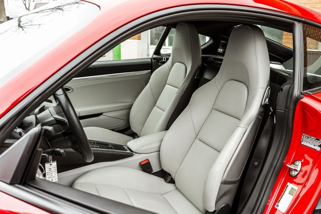 2017 Porsche 718 Cayman Base