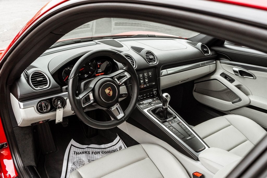 2017 Porsche 718 Cayman Base