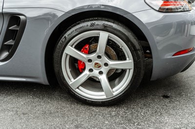 2018 Porsche 718 Cayman Base