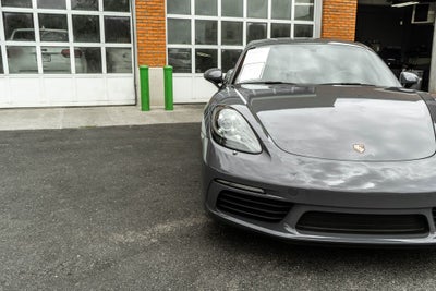 2018 Porsche 718 Cayman Base