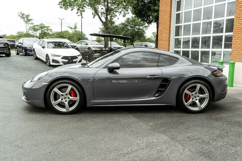 2018 Porsche 718 Cayman Base