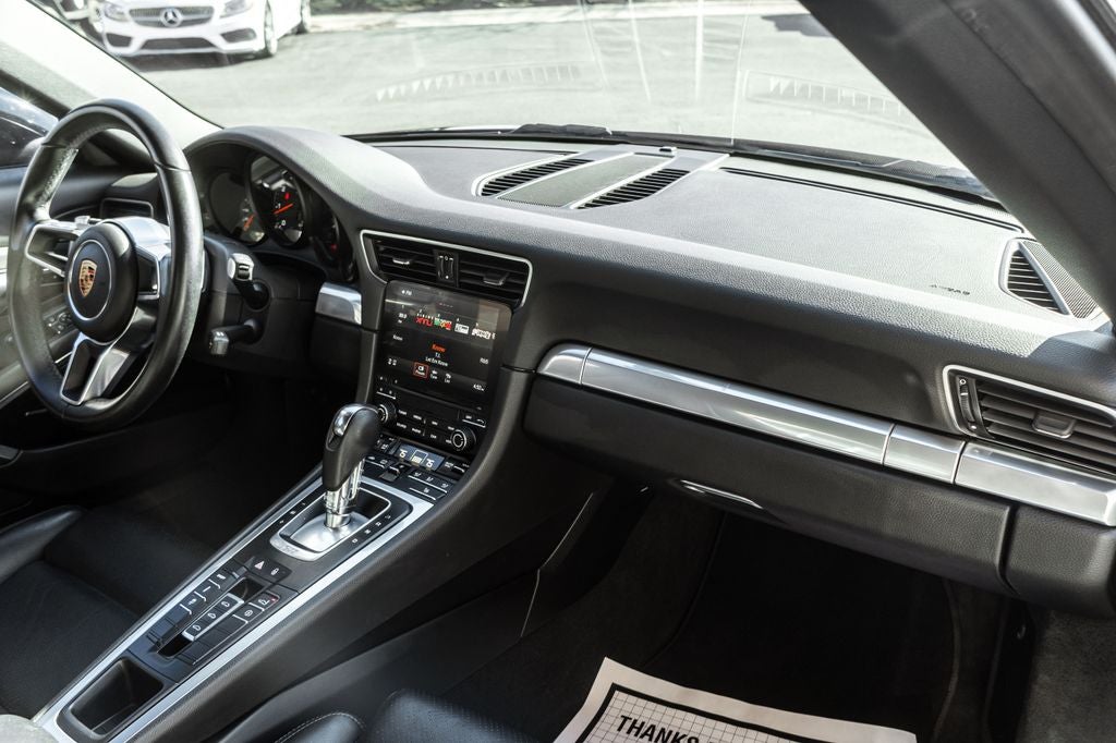 2018 Porsche 911 Carrera