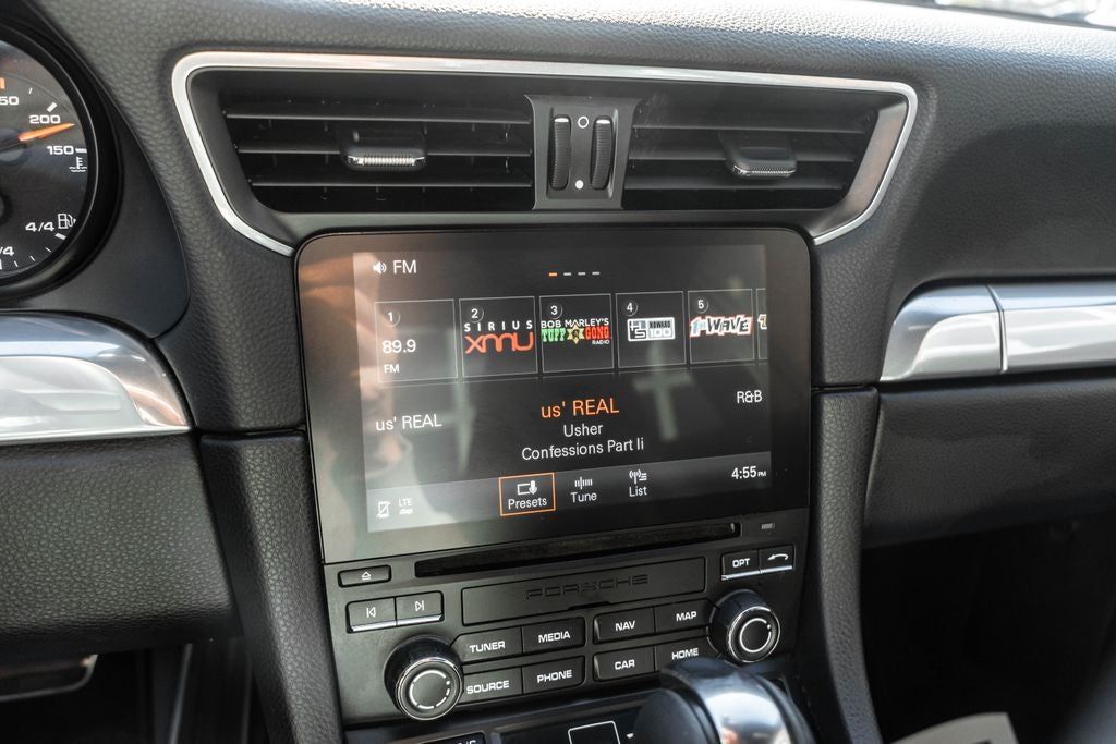 2018 Porsche 911 Carrera