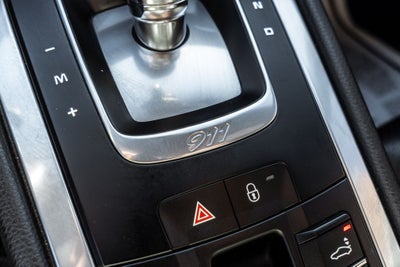 2018 Porsche 911 Carrera