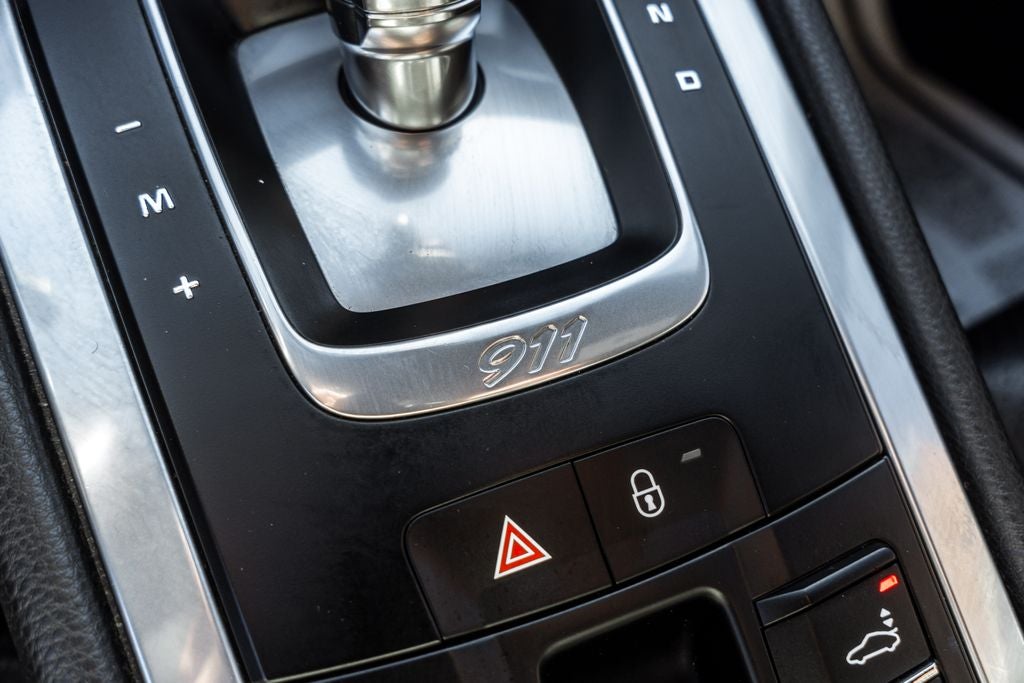 2018 Porsche 911 Carrera