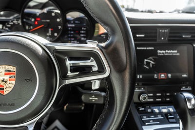 2018 Porsche 911 Carrera