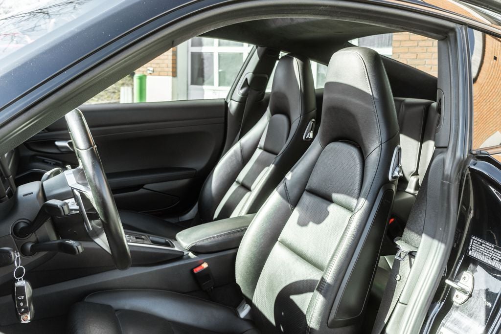 2018 Porsche 911 Carrera