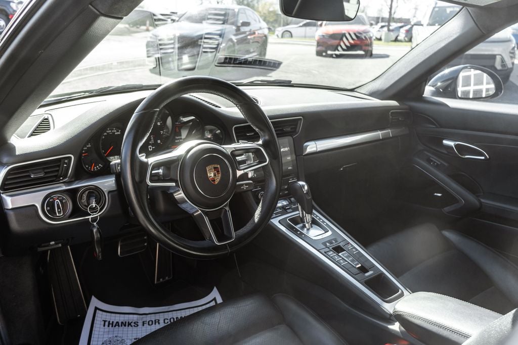 2018 Porsche 911 Carrera