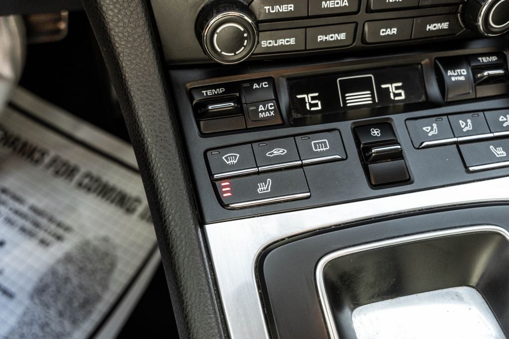 2018 Porsche 911 Carrera