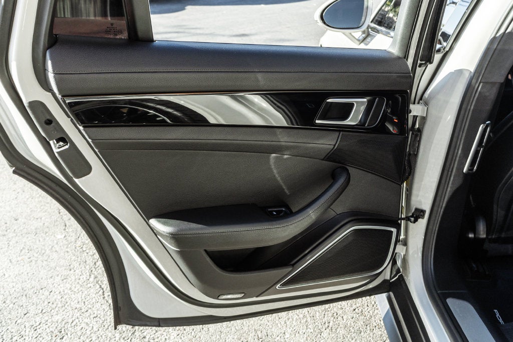 2023 Porsche Panamera 4S
