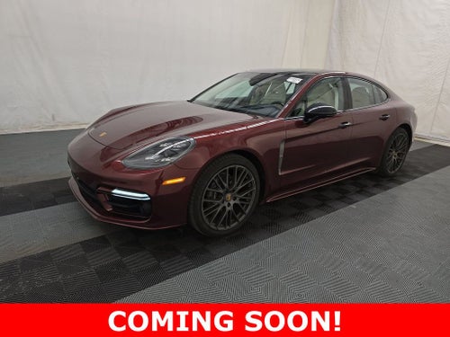 2023 Porsche Panamera 4 Platinum Edition